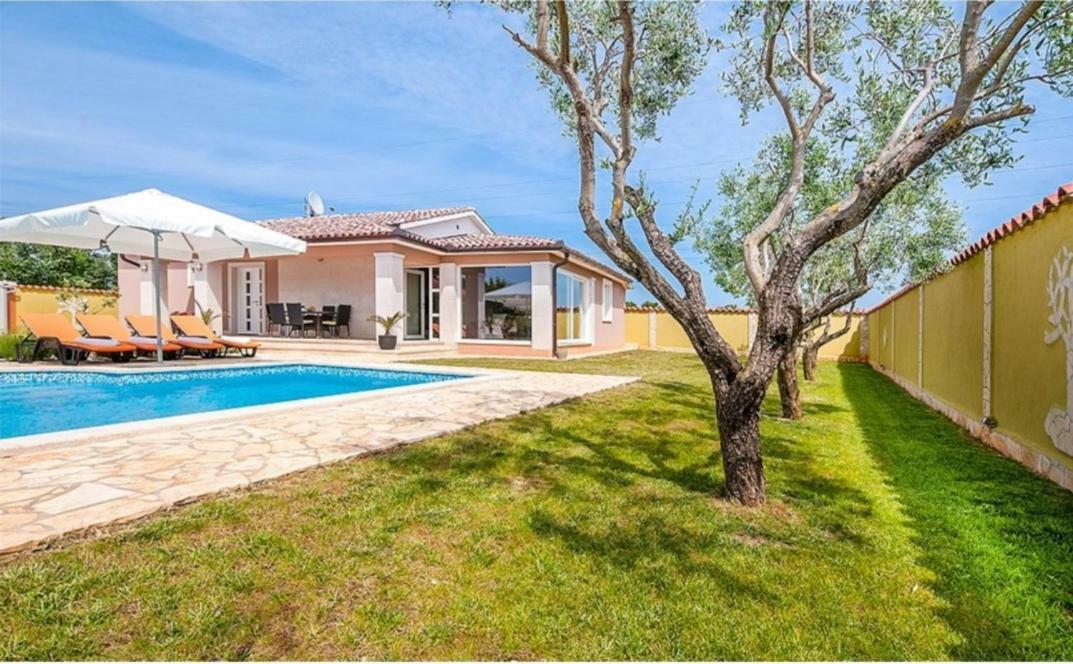 Villa Zafirah Pula Dış mekan fotoğraf