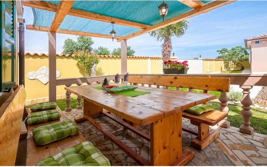 Villa Zafirah Pula Dış mekan fotoğraf
