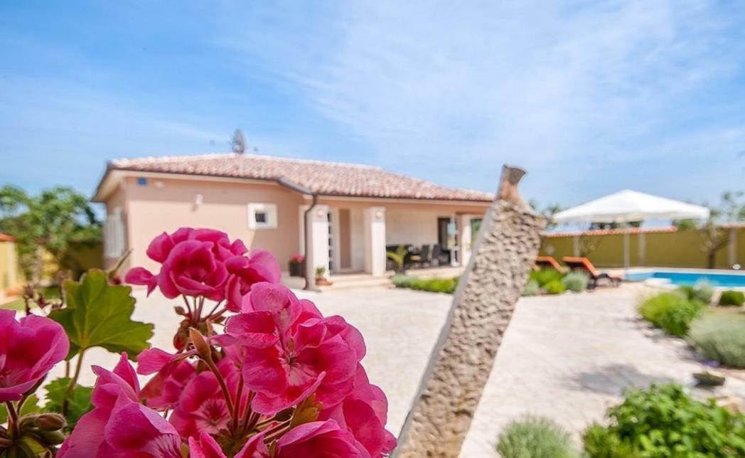 Villa Zafirah Pula Dış mekan fotoğraf