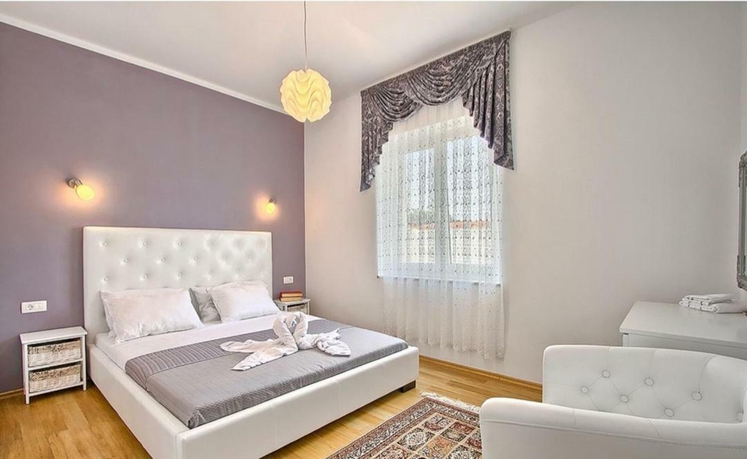Villa Zafirah Pula Dış mekan fotoğraf